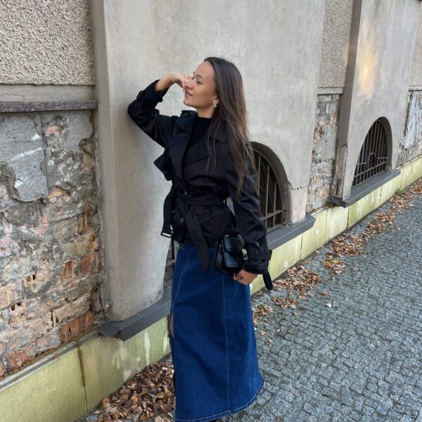 Ilgas tiesus džinsinis sijonas