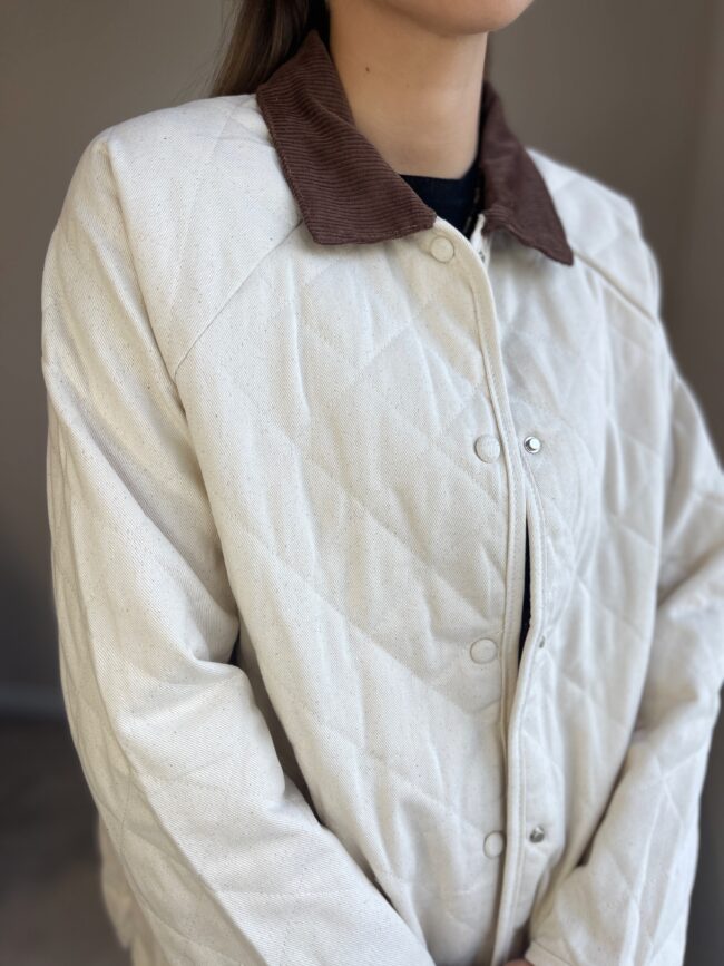Dygsniuota striukė “Beige” - Image 4