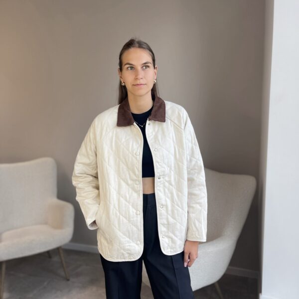 Dygsniuota striukė “Beige”