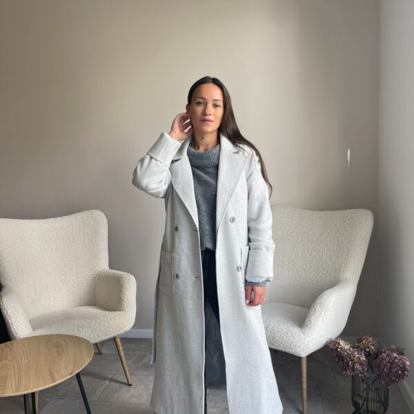Pilkas paltas su kašmyru (95% kašmyro)