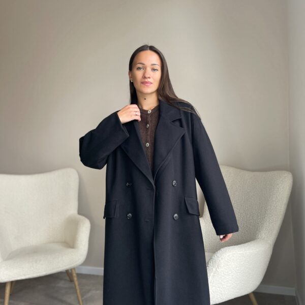 Juodas paltas “Merioll”