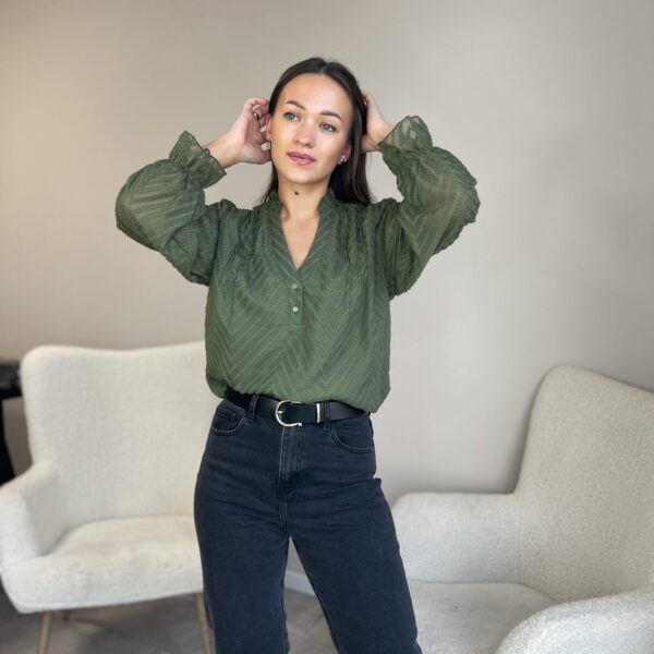 Chaki spalvos palaidinė