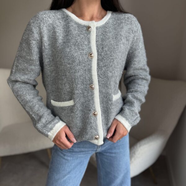 Pilkas megztinis Teddy