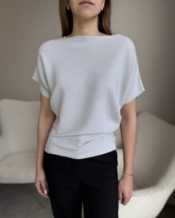 Universalus megztinis trumpomis rankovemis “Grey Klara”