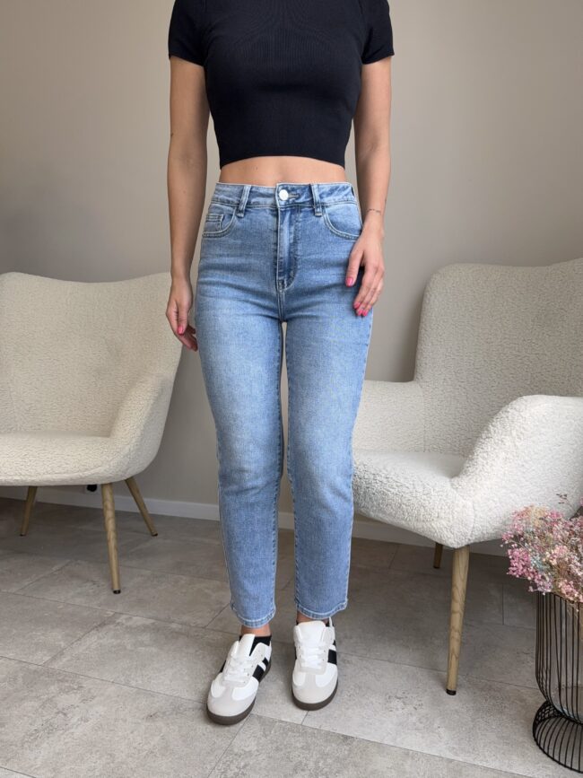 Šviesūs garinti džinsai “Mom Fit Stretch”