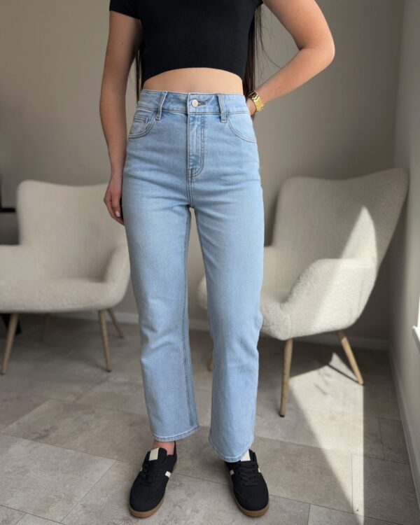 Džinsai “Short Sky Blue”