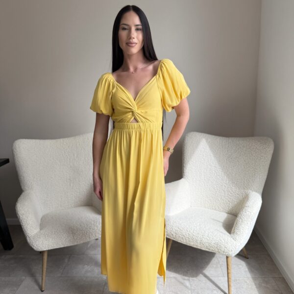 Ilga geltona suknelė