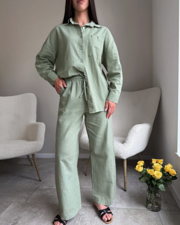 Komplektas su linu Chaki