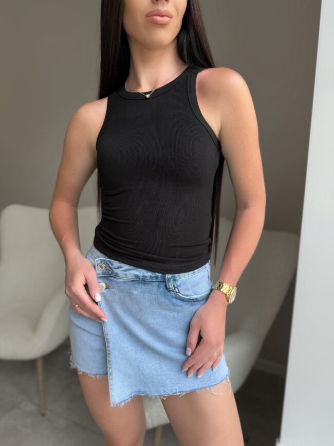 Juoda palaidinė Basic