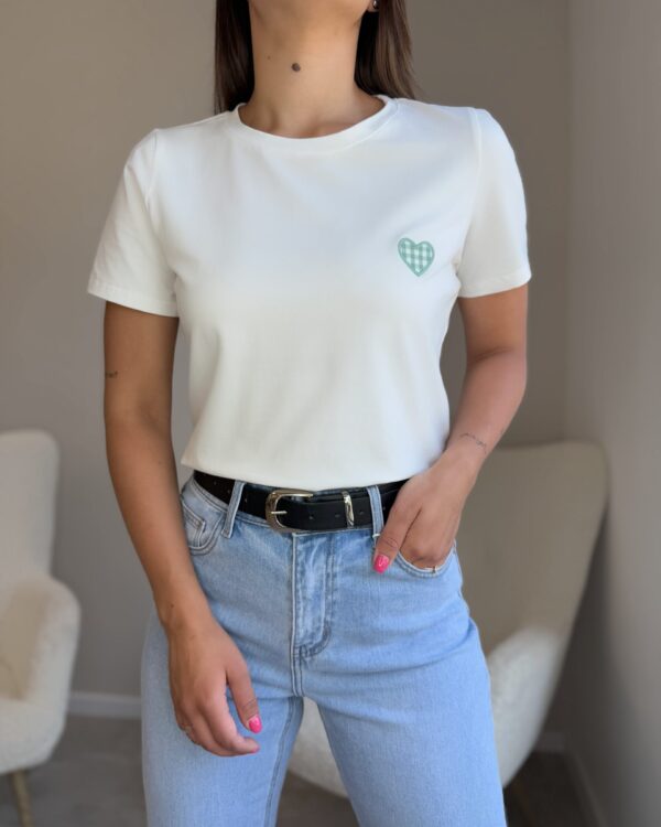 Medvilniniai marškinėliai su širdele