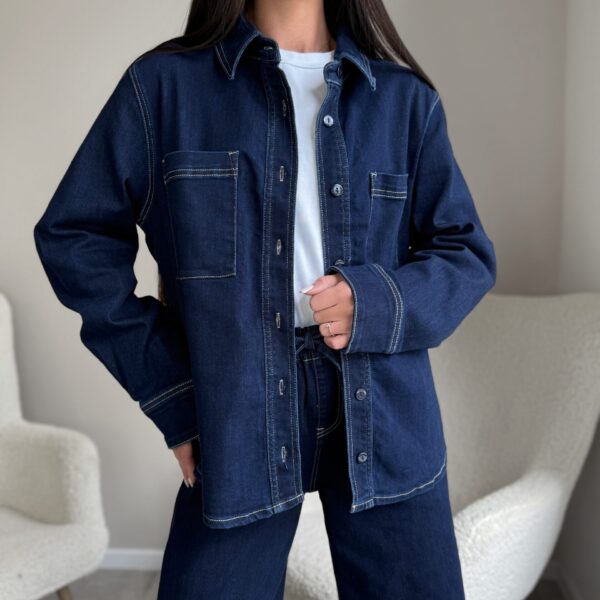 Tamsiai mėlyni džinsiniai marškiniai