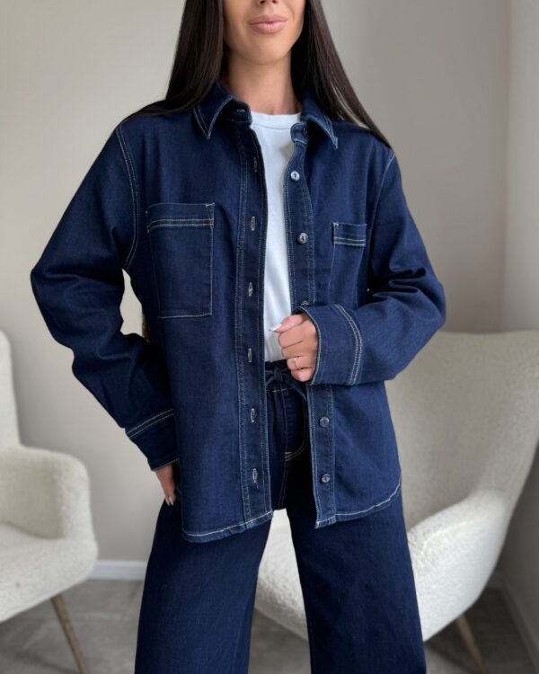 Tamsiai mėlyni džinsiniai marškiniai