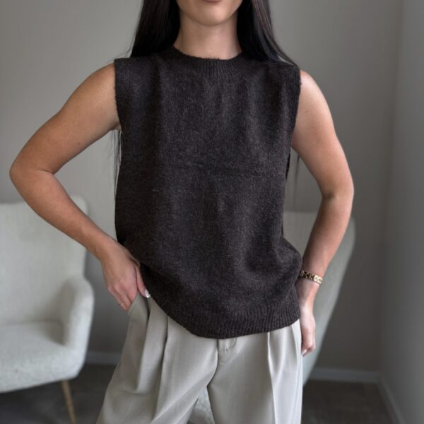 Ruda liemenė atvira nugara