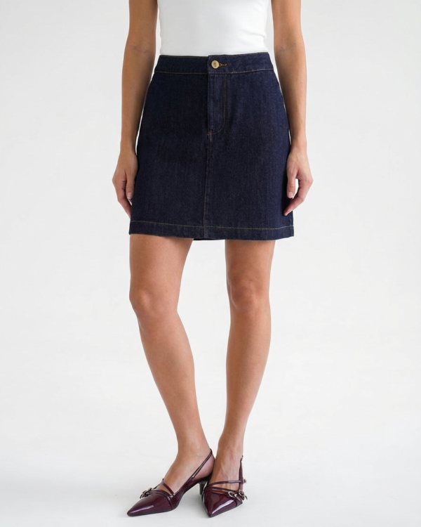 Tamprus tamsiai mėlynas trumpas džinsinis sijonas