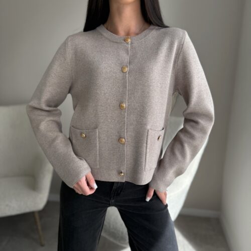 Beige megztinis Susagstomas