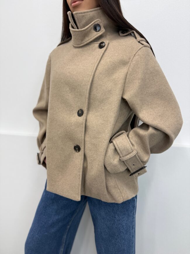 Trumpas Beige paltas - Image 3