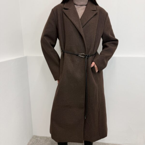 Rudas ilgas paltas su dirželiu