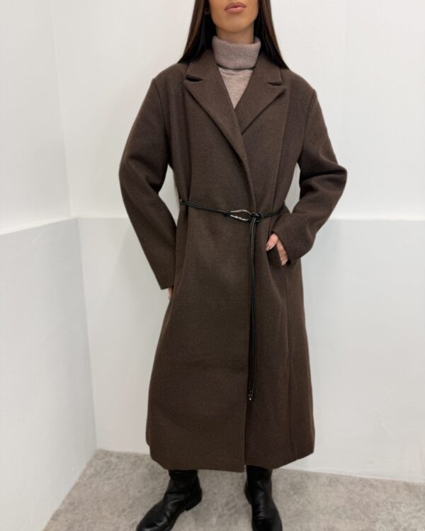 Rudas ilgas paltas su dirželiu