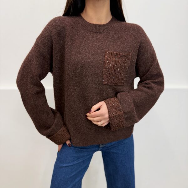 Coffee megztinis išskirtinėmis detalėmis