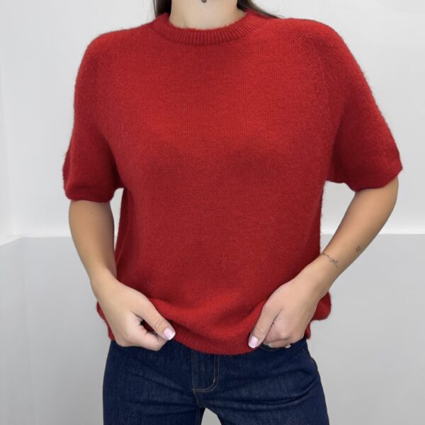 Raudonas megztinis trumpomis rankovėmis su baby alpaca