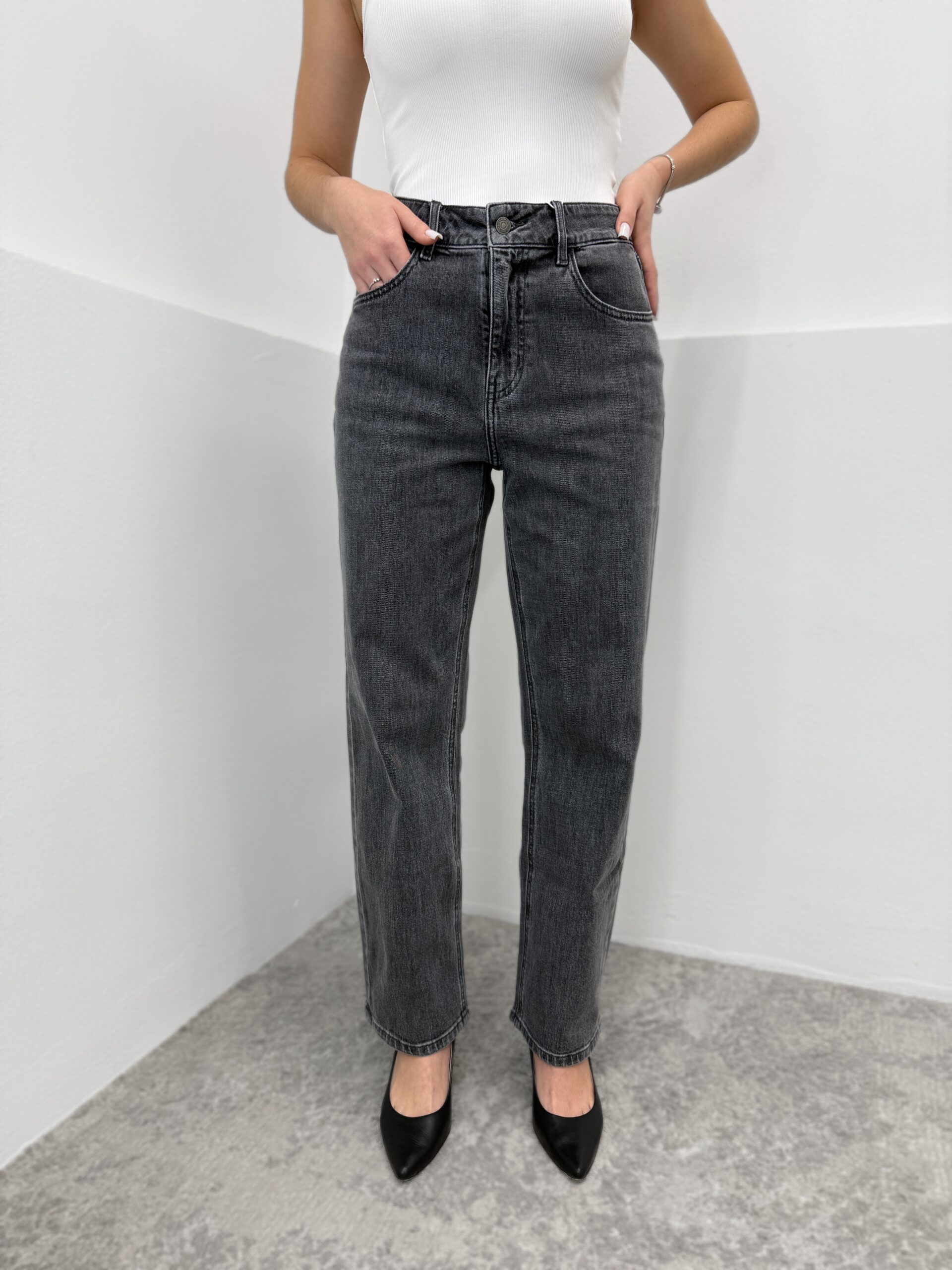 Džinsai tamsiai pilki Short Grey