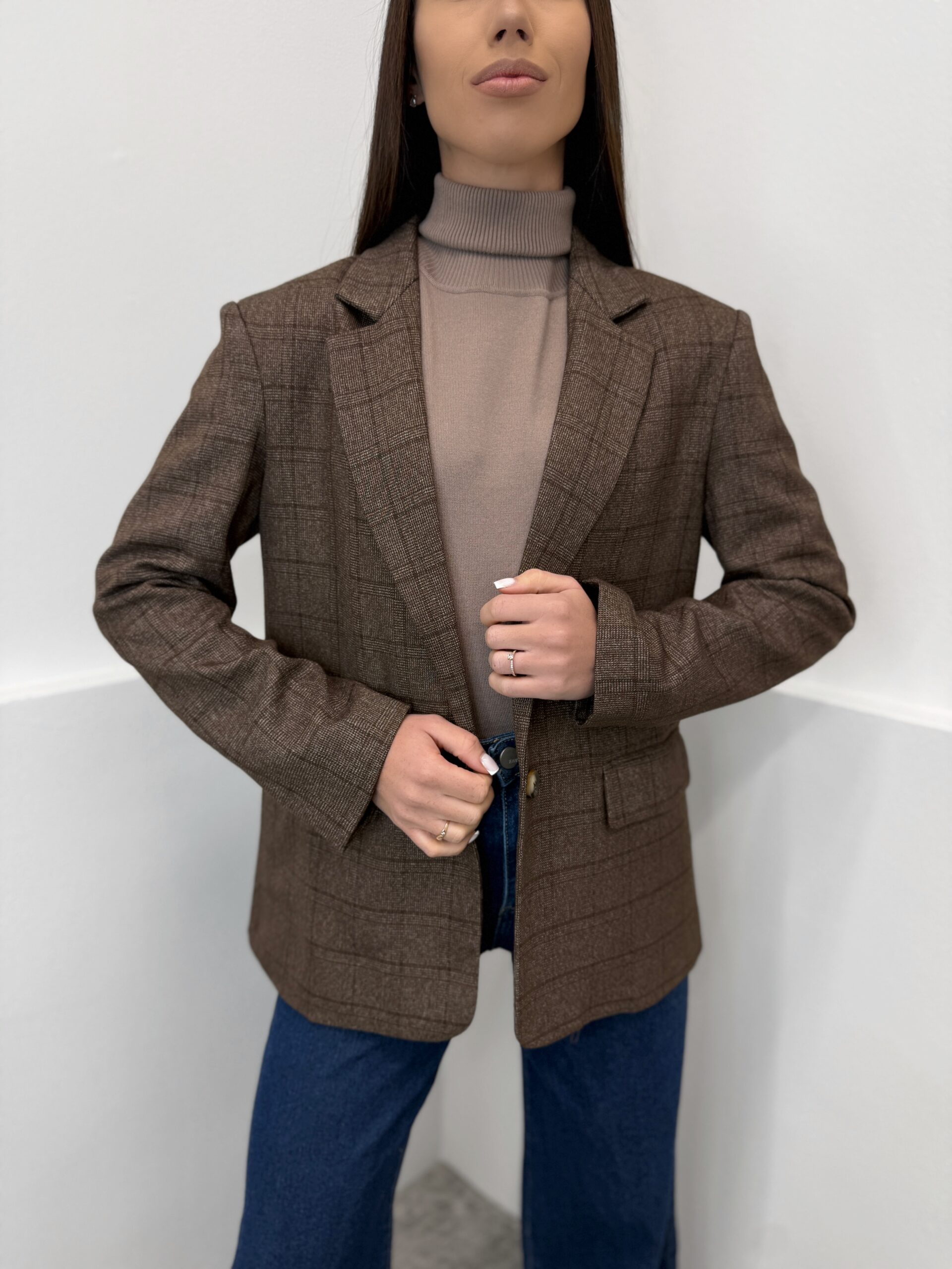 Klasikinis rudas švarkas Choco