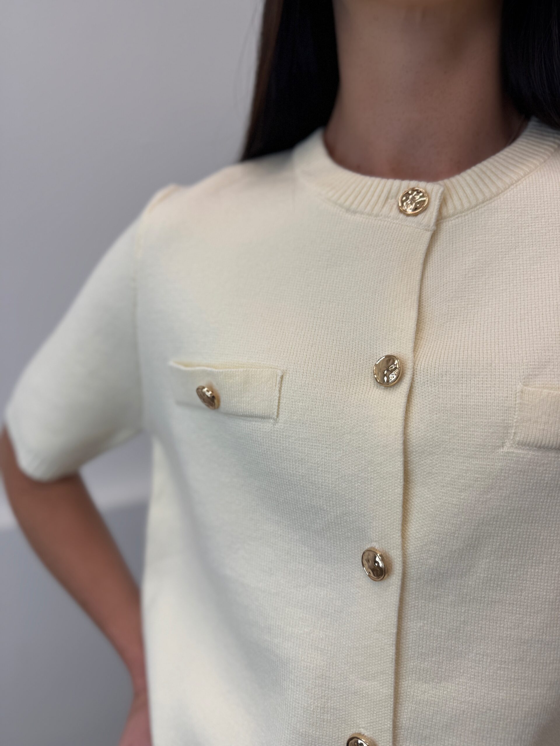 Beige megztinis su sagomis Felita - Image 2