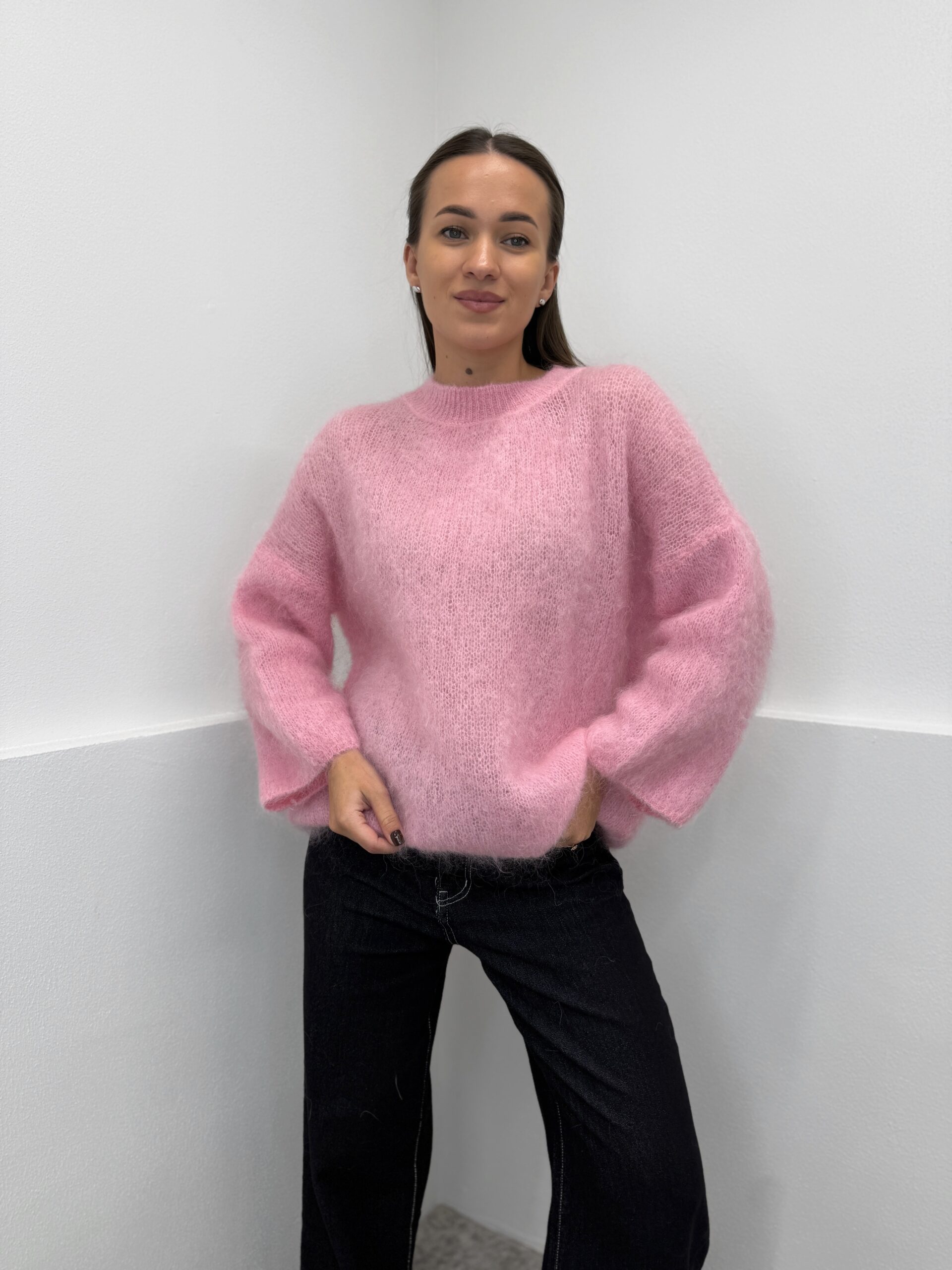 Rožinės spalvos megztinis 80% Kid Mohair - Image 3