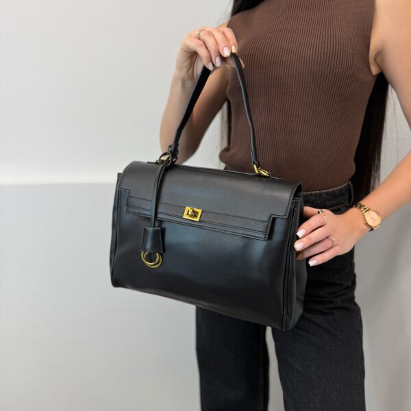 Juoda rankinė Gloria