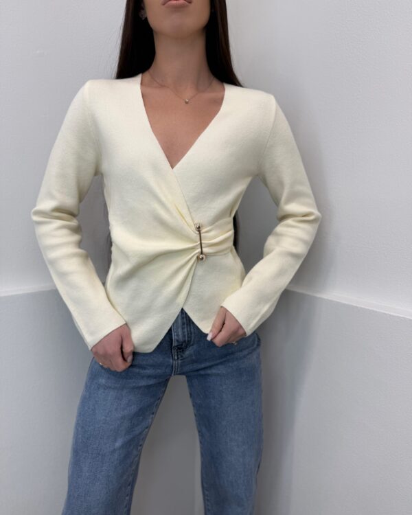 Beige elegantiškas megztinis su sage