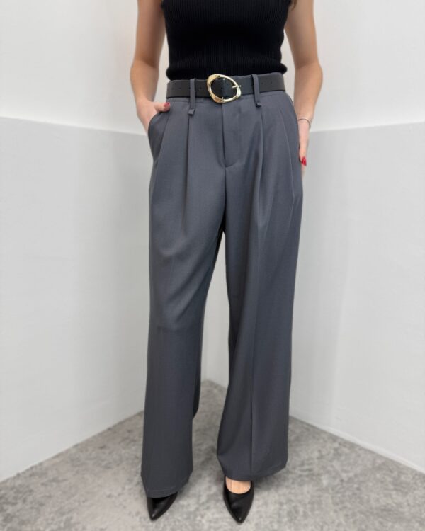 Klasikinės kelnės su diržu Grey