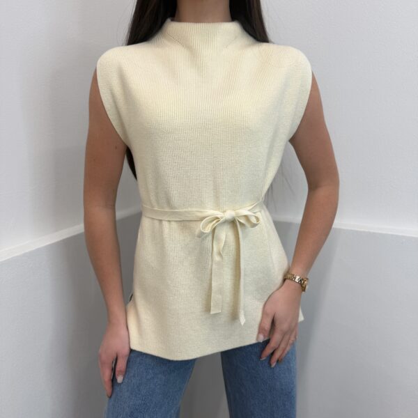 Prailginta liemenė Beige