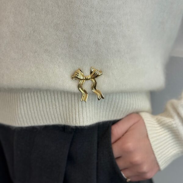 Sagė kaspino formos Gold