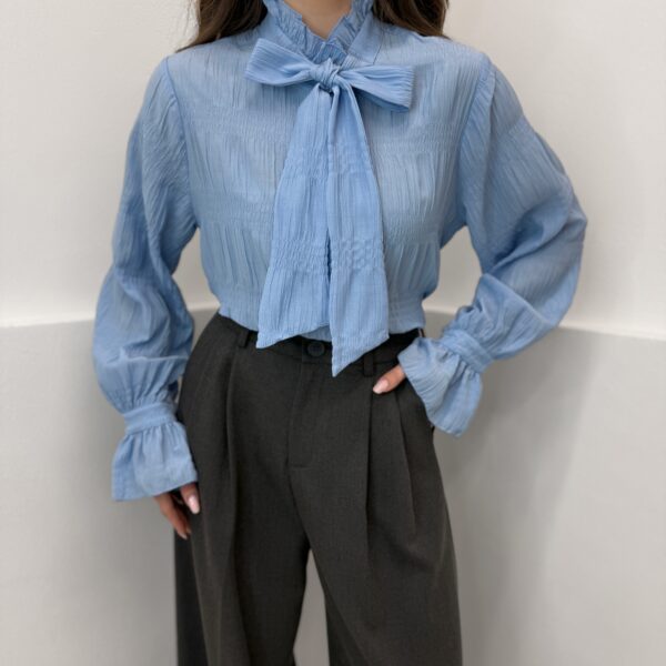 Marškiniai dekoruoti priekyje Sky Blue