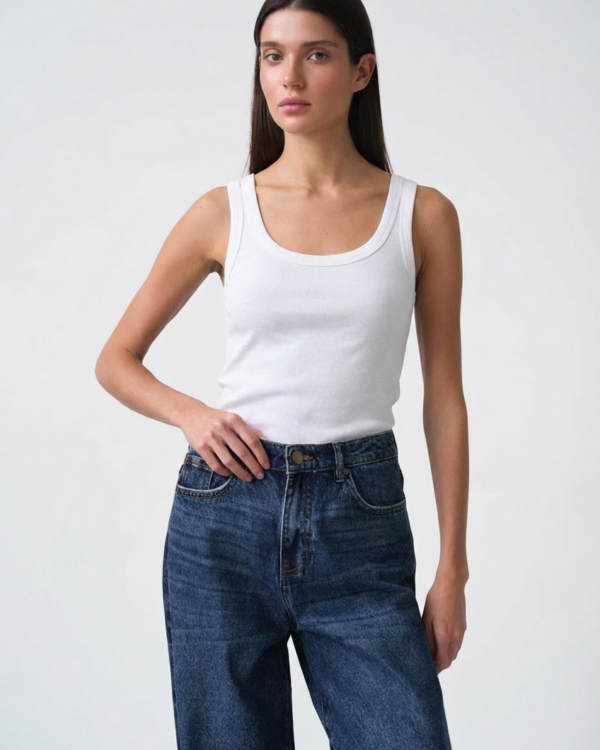 Balta bazinė palaidinė be rankovių