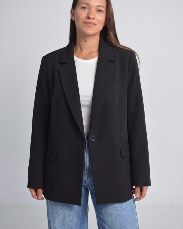 Oversize stiliaus juodas švarkas